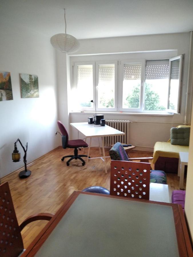 Viva Apartment Skopje Bagian luar foto