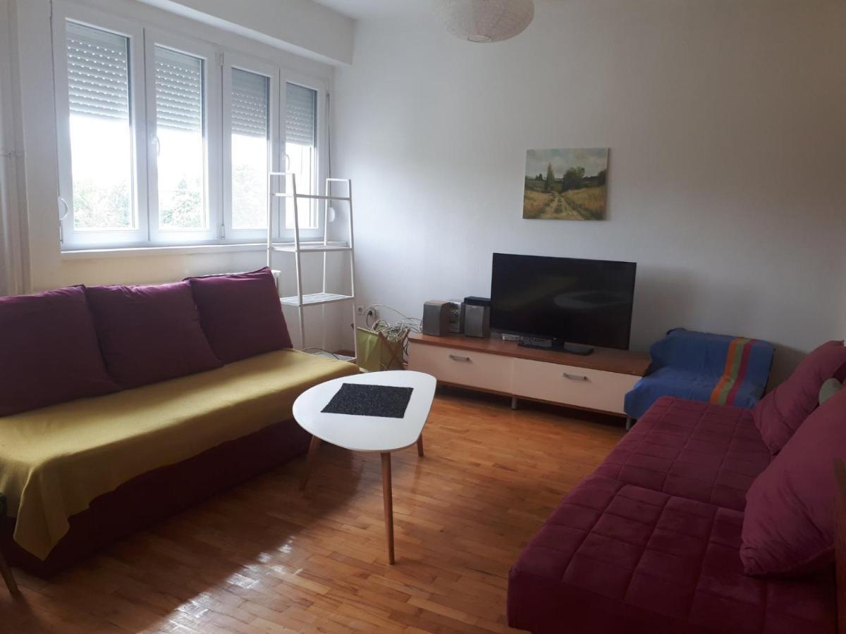 Viva Apartment Skopje Bagian luar foto