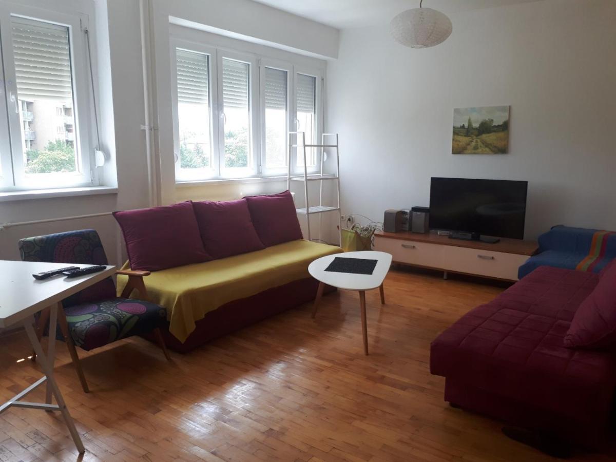 Viva Apartment Skopje Bagian luar foto