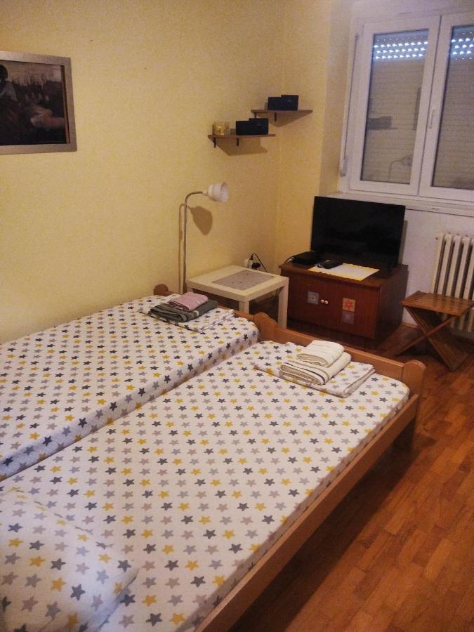 Viva Apartment Skopje Bagian luar foto